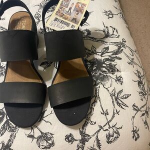 NNW Tom’s Poppy Sandals